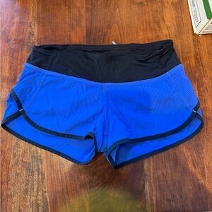 Lululemon Speed Shorts size 2 EUC inseam 2.5”